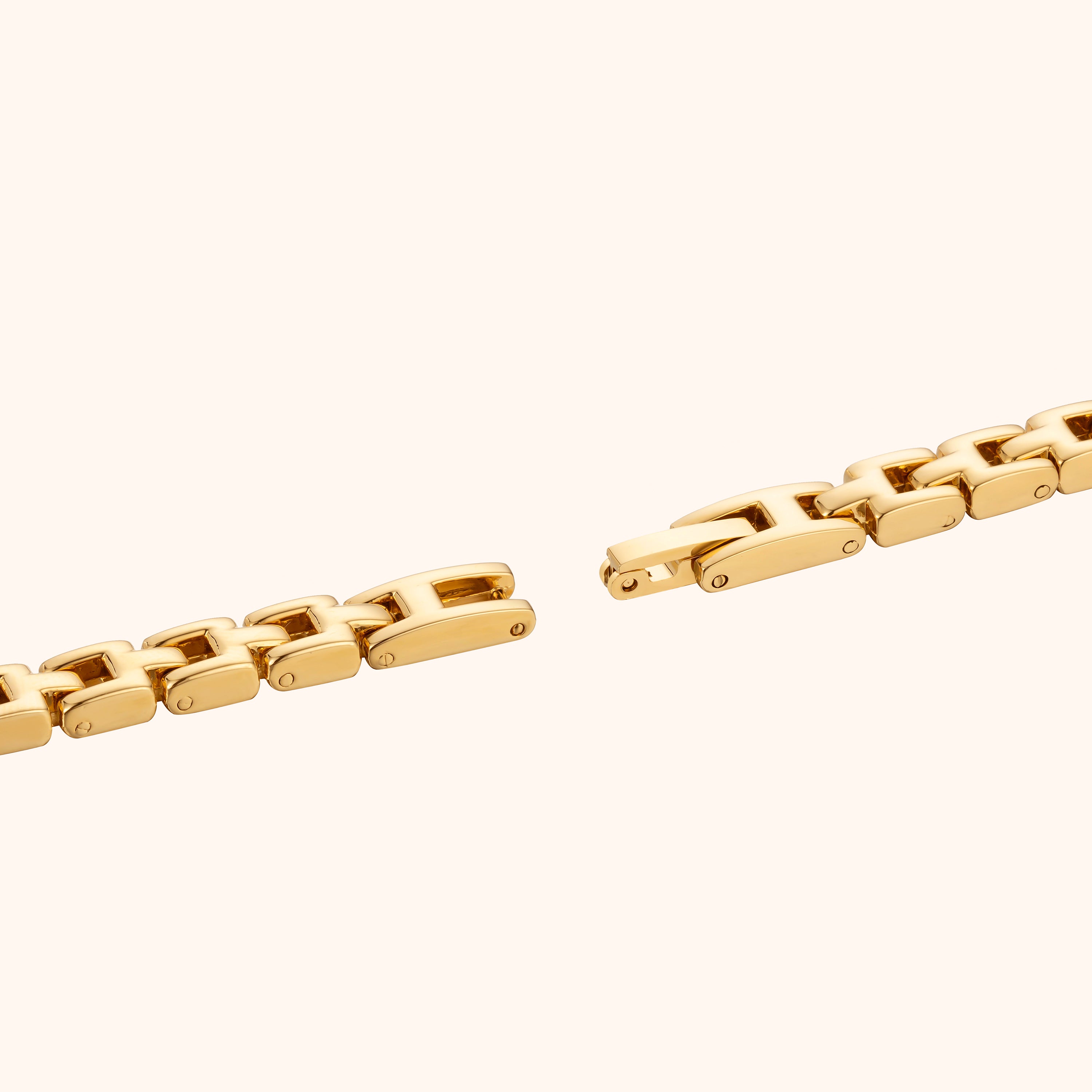 Delphine | Gold