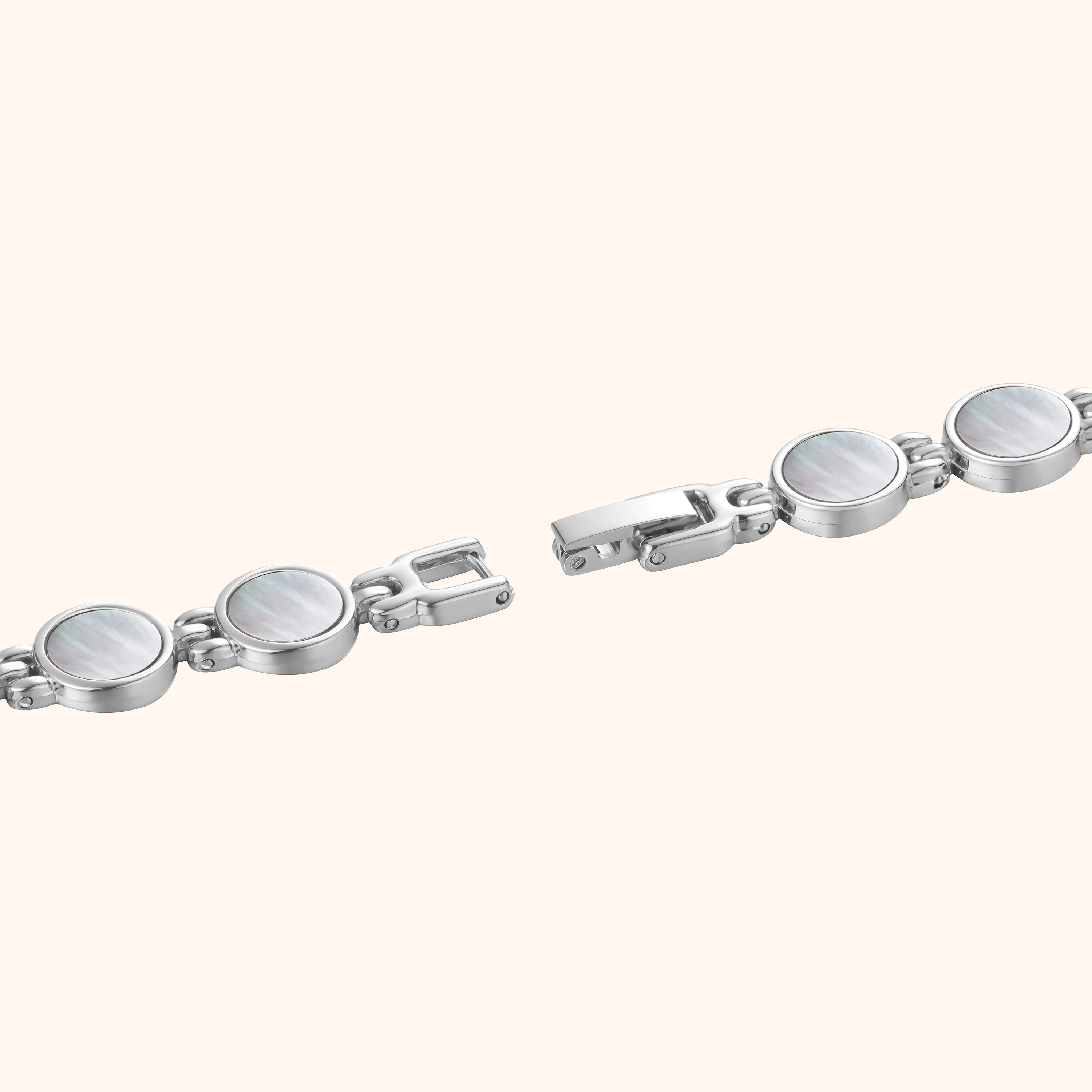 Coral | Pearl Silver