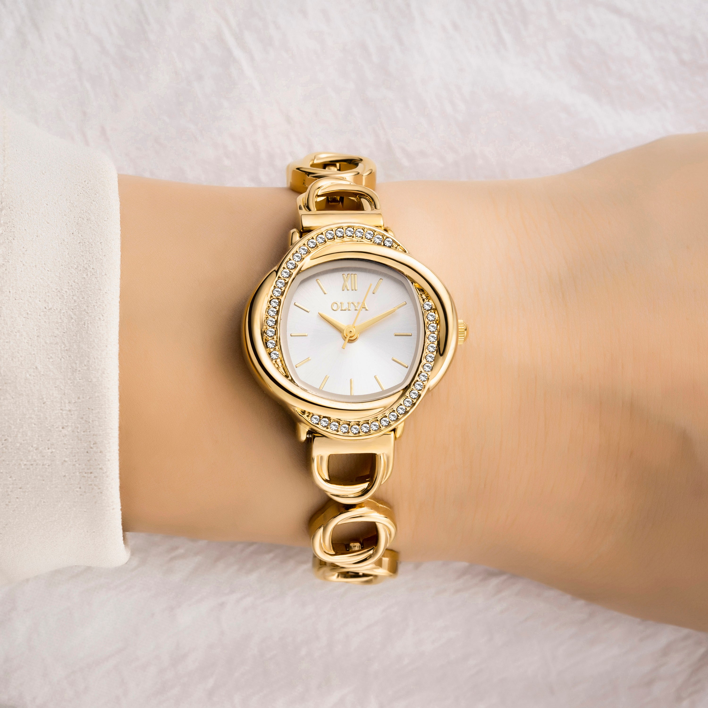 Oliya | Gold