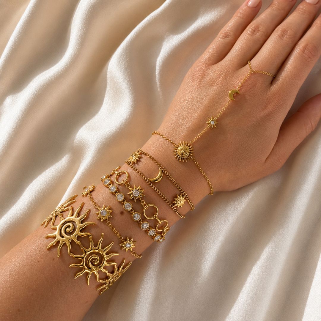 Ibiza_Lot_de_bracelets_superposés.jpg