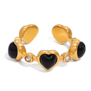 Esme Onyx Heart Ring | 18K Gold-Plated