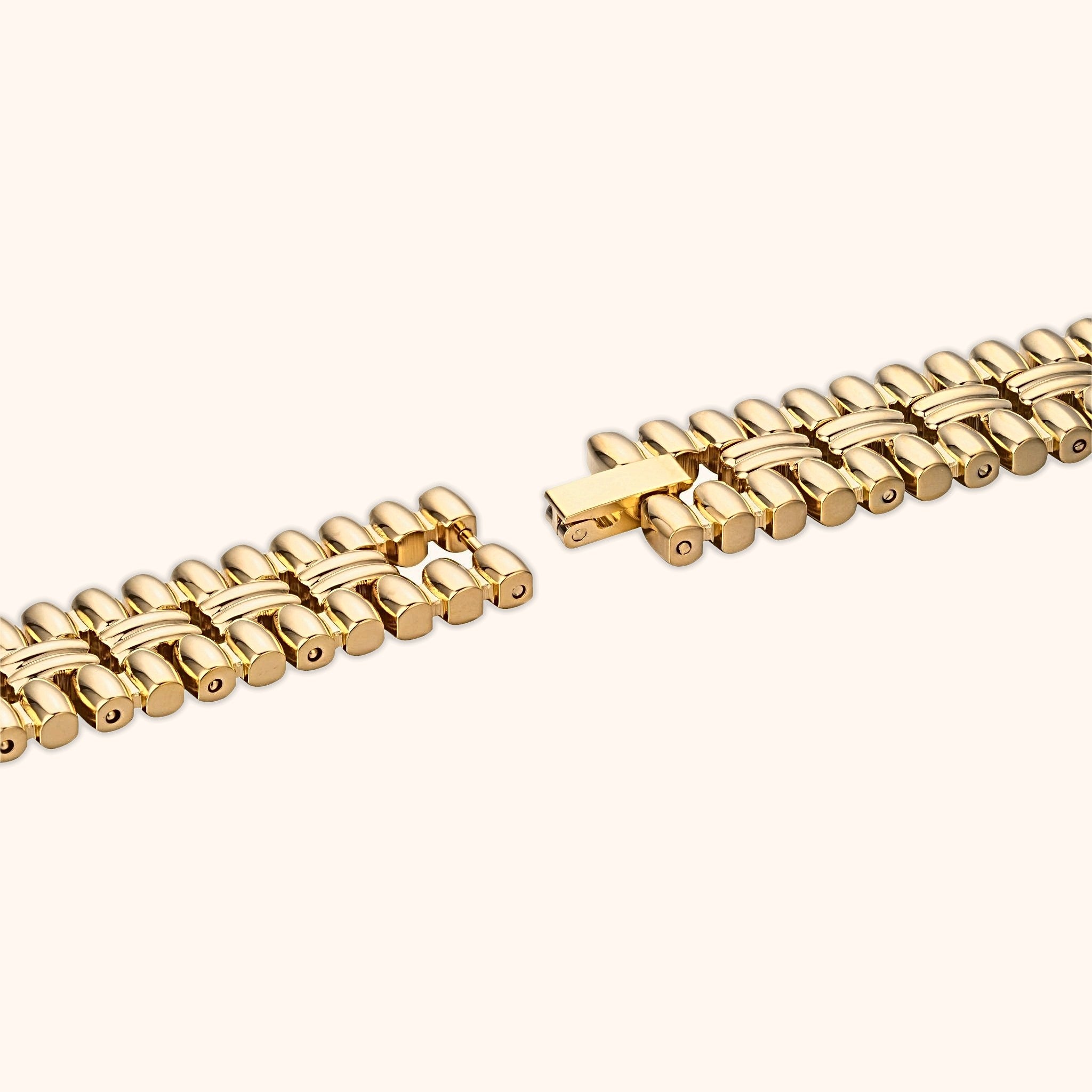 OhKlassy Amalia Gold women's vintage-inspired watch, bracelet and clasp detail