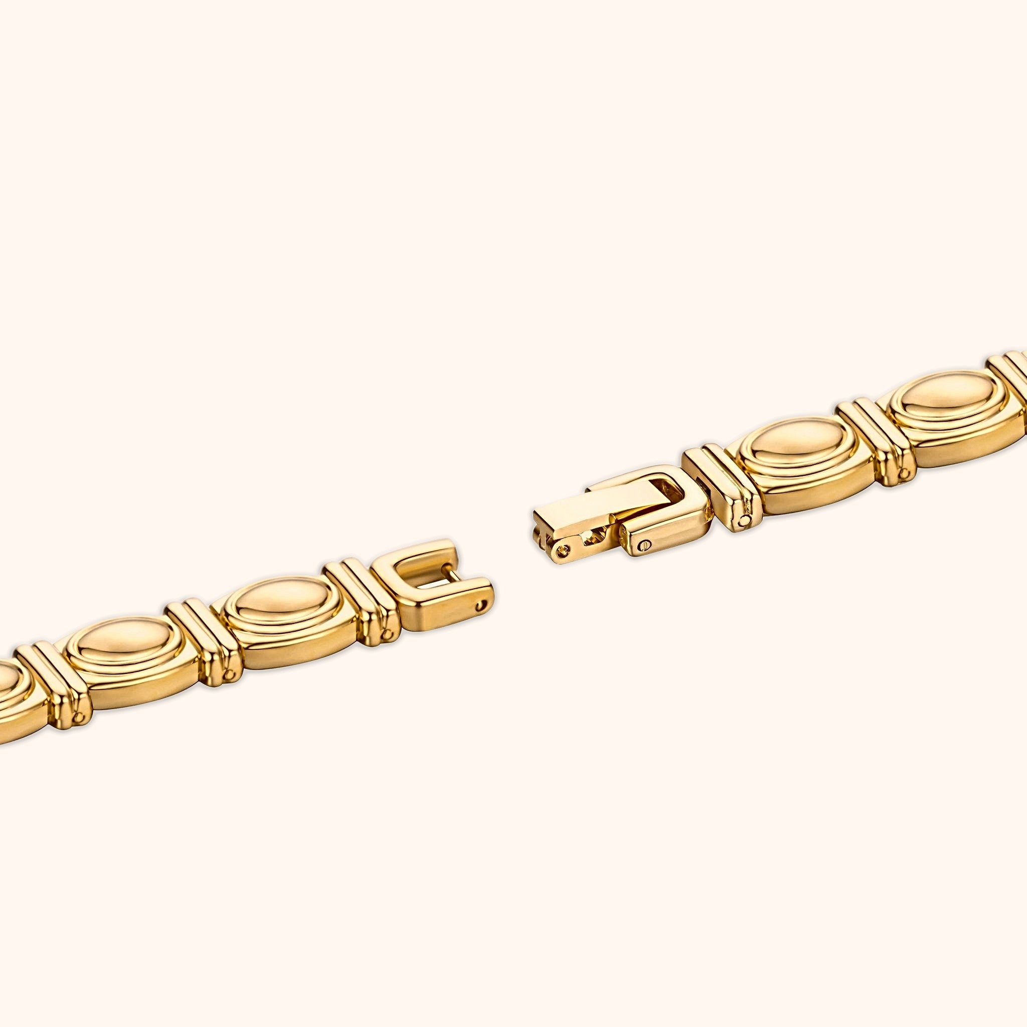 OhKlassy Anika Gold women's vintage-inspired watch, bracelet and clasp detail