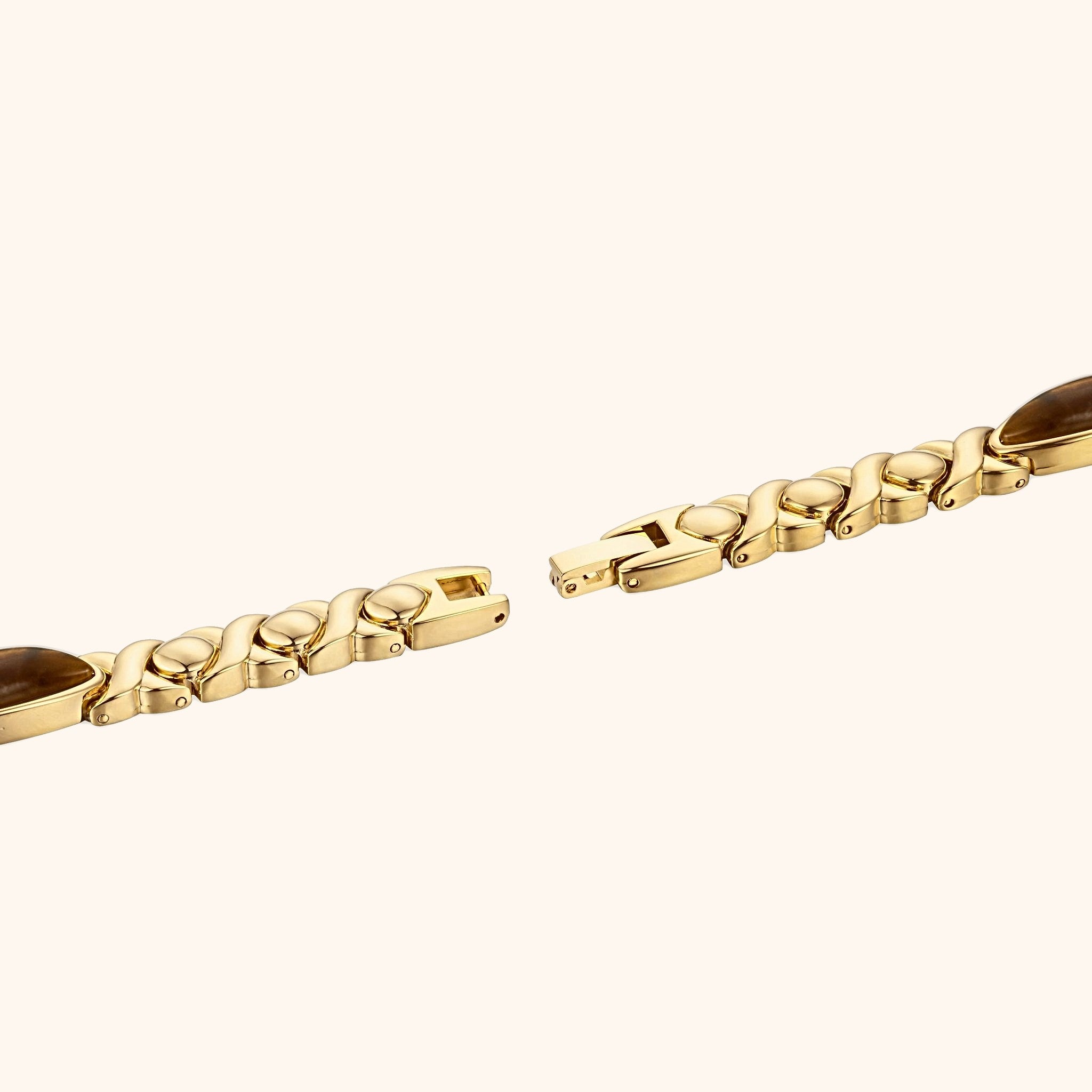 OhKlassy Anna Gold women's vintage-inspired watch, bracelet and clasp detail