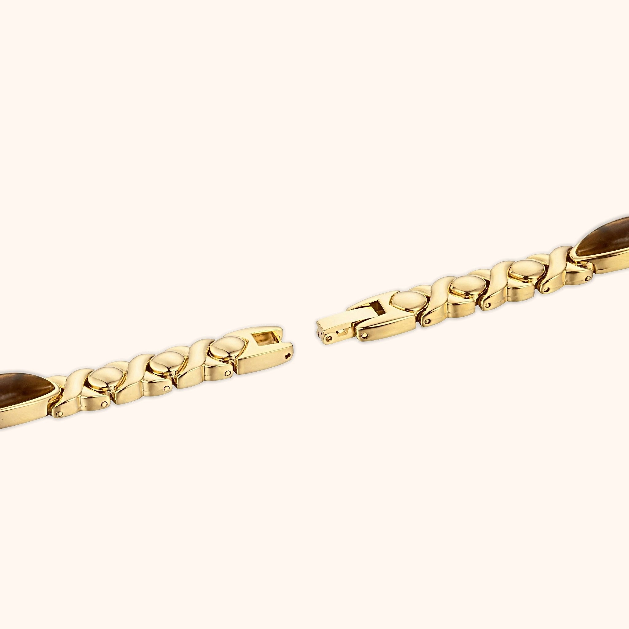 OhKlassy Anna White Gold women's vintage-inspired watch, bracelet and clasp detail
