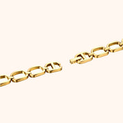OhKlassy Colette Gold women's vintage-inspired watch, bracelet and clasp detail