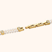 OhKlassy Davina Pearl Gold: vintage-geïnspireerd dameshorloge, met details van de armband en sluiting