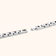 OhKlassy Delphine Silver women's vintage-inspired watch, bracelet and clasp detail