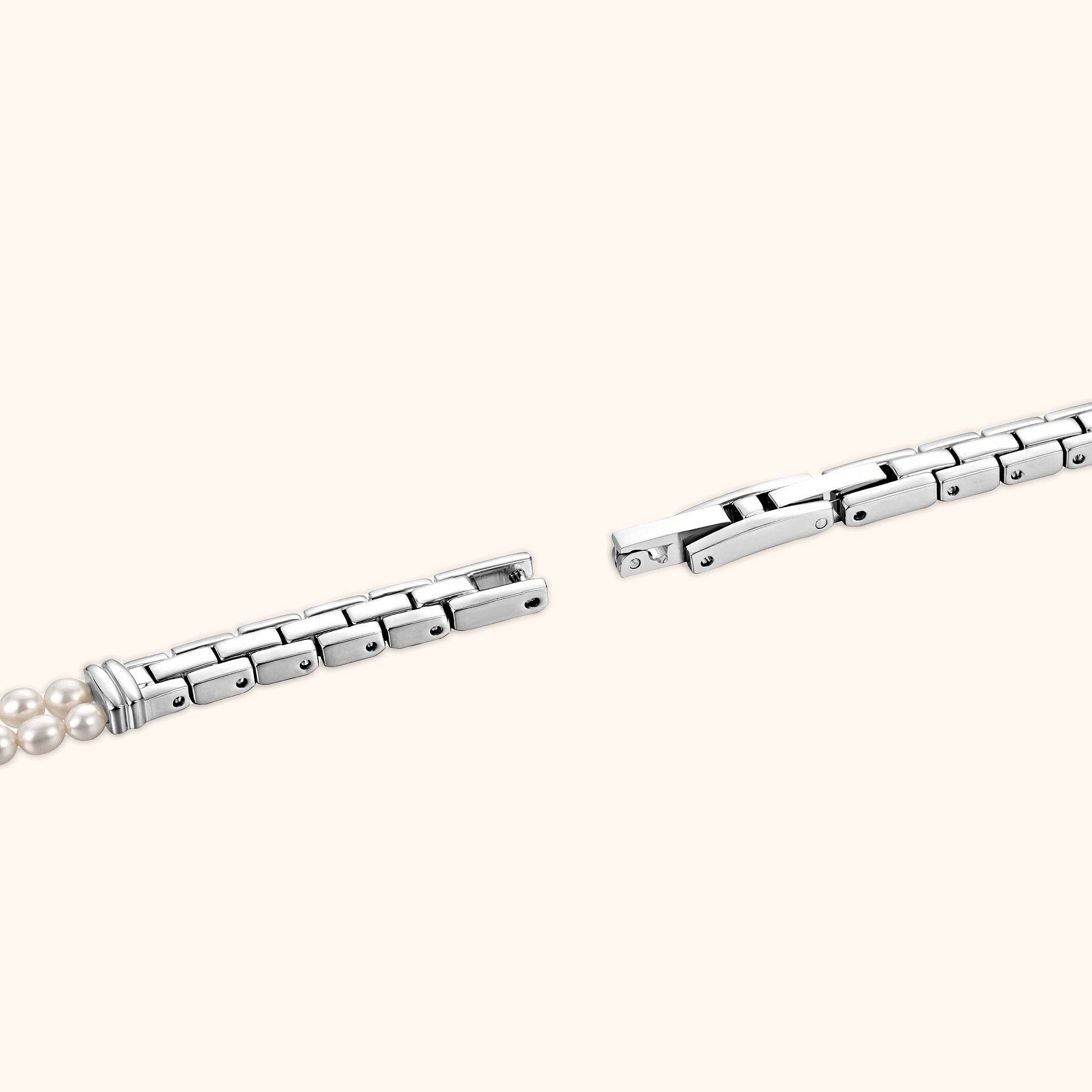 OhKlassy Elina Silver women's vintage-inspired watch, bracelet and clasp detail