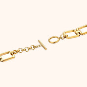 OhKlassy Malou Gold women's vintage-inspired watch, bracelet and clasp detail