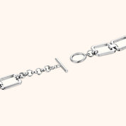 OhKlassy Malou Silver: vintage-geïnspireerd dameshorloge, met details van de armband en de sluiting