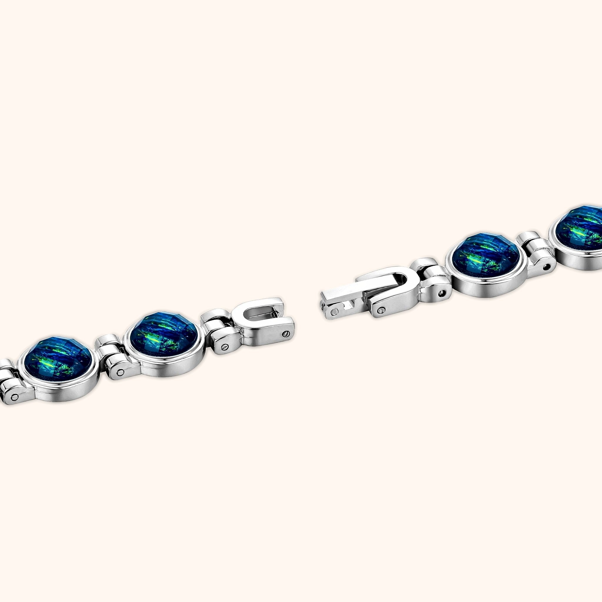 OhKlassy Ondine Silver women's vintage-inspired watch, bracelet and clasp detail
