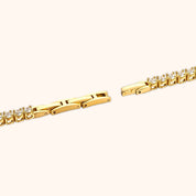 OhKlassy Sabella Gold women's vintage-inspired watch, bracelet and clasp detail