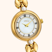 OhKlassy Sophia Pearl Gold vintage-geïnspireerd dameshorloge, close-up van de wijzerplaat