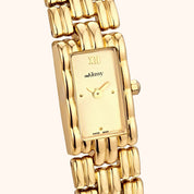 OhKlassy Yasmina Gold women's vintage-inspired watch, dial close-up