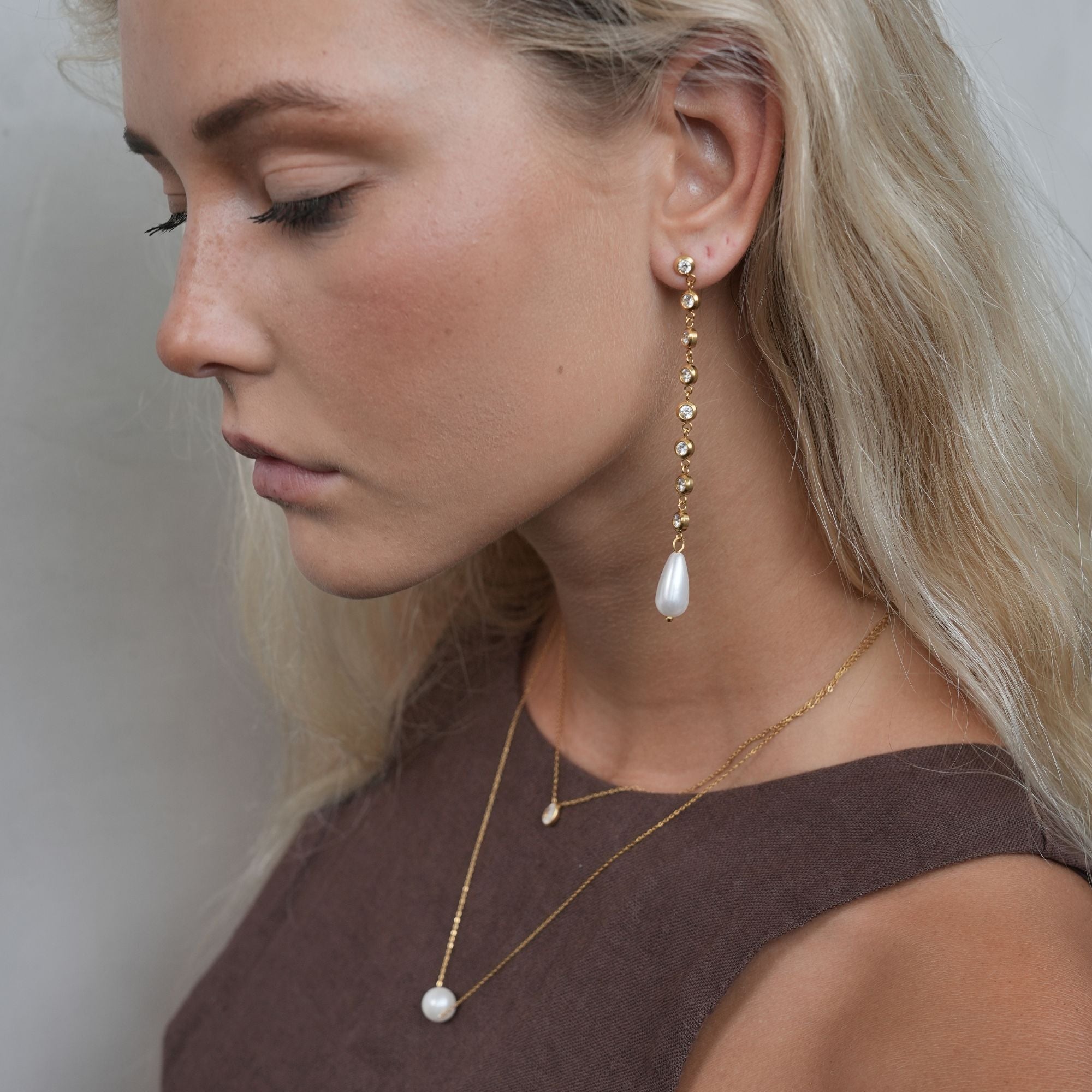 Boucles d'oreilles pendantes Althena | plaqué or 18K