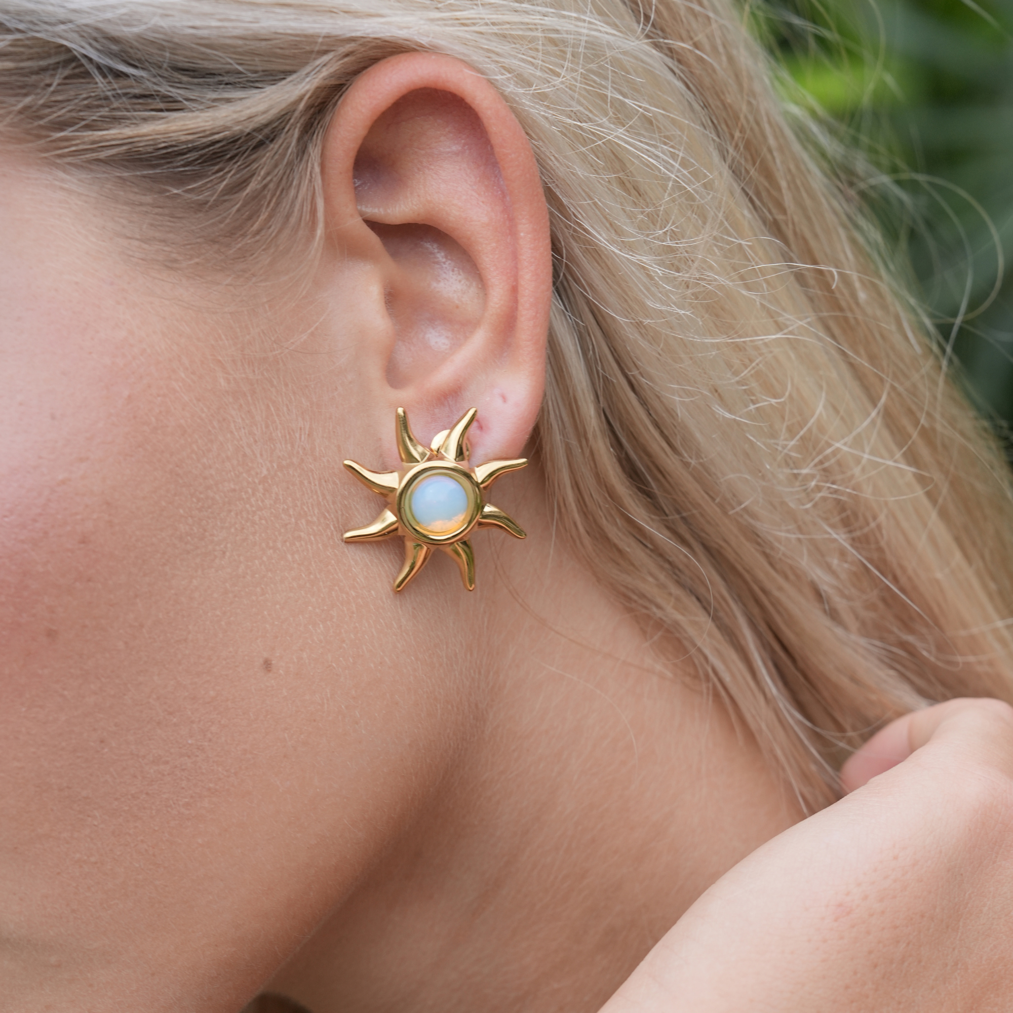 Clara Sunburst Studs | plaqué or 18K